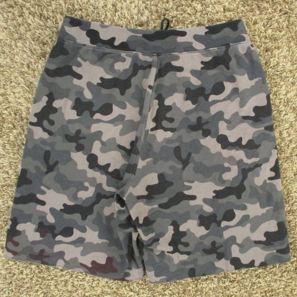 Under Armour Shorts Men's Medium Camo Black Gray Fleece Sweat Loose Fit Athletic - Picture 2 of 6